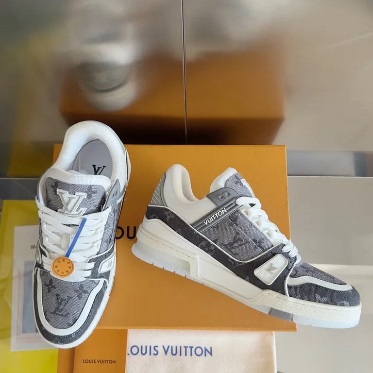 Louis Vuitton Shoe 